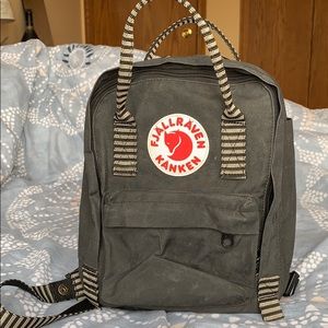 Fjällräven Kånken Mini Black Bag